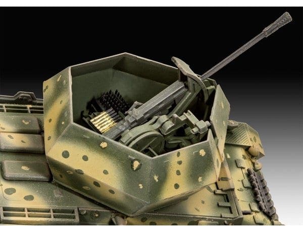 Revell 1;72 scale model kit  Flakpanzer 111 Ostwind 3 7cm Flak 43 