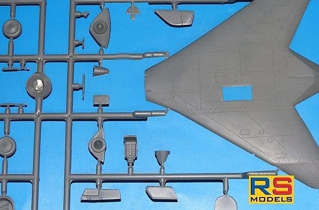 Rs models rsmo 92237 blohm and voss ae 607 nightfighter 1/72 
